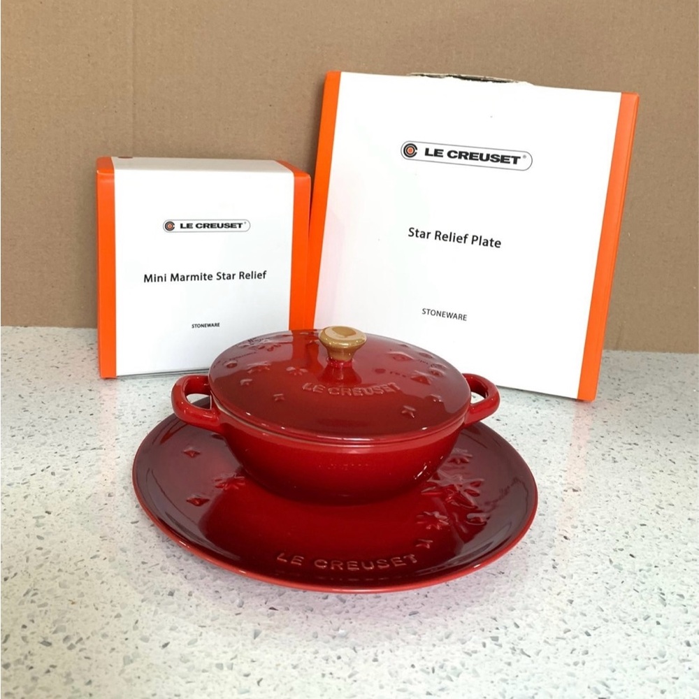 Le Creuset Holly set of 2